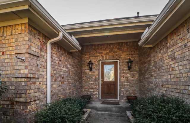 11783 Yoakum Drive Gallery 3