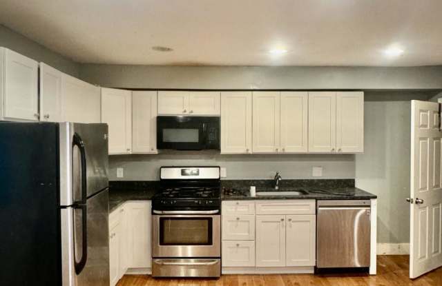 178 Bowen St. photos photos