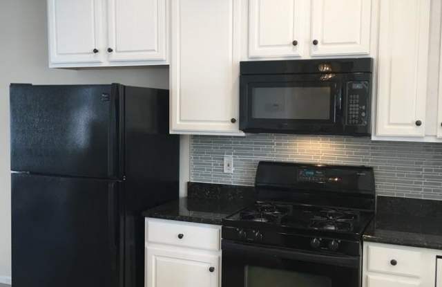 5526 Sacramento Mews Pl Gallery 3
