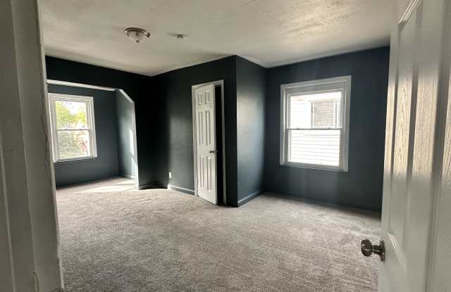 14011 Roselawn Street photos photos