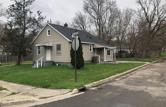 160 Dresden Ave - 160 Dresden Avenue, Pontiac, MI 48340