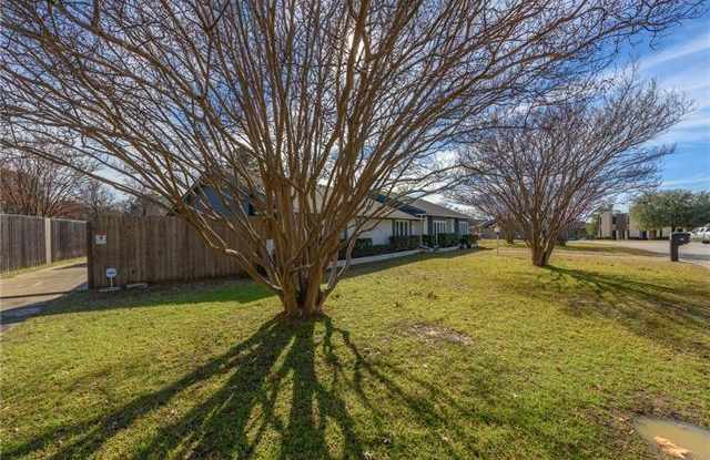 309 Hollyhill Lane Gallery 3