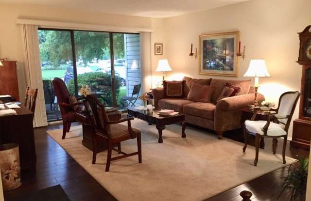 75 BALDWIN CT - 75 Baldwin Court, Somerset County, NJ 07920