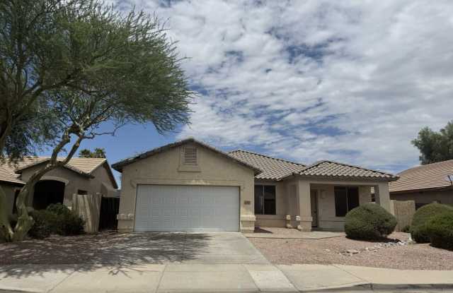 Large-4 bedrooms plus Den in Mesa photos photos