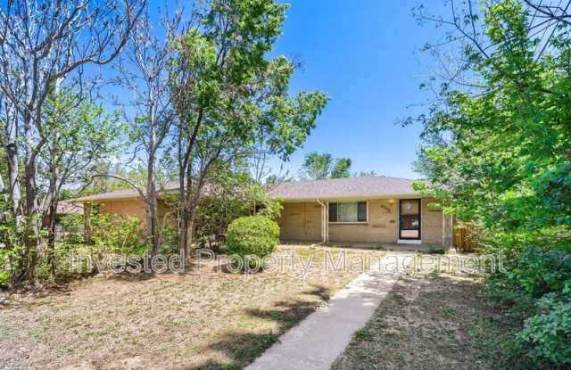 4660 Upham St photos photos