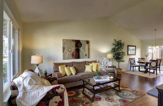 2118 Alexander Way Gallery 4