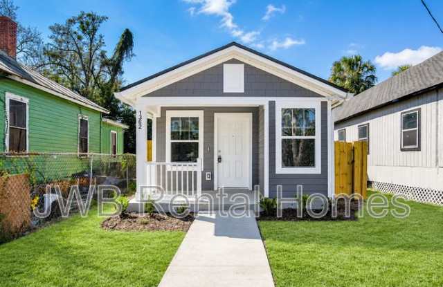 1362 Florida Ave photos photos 1362 Florida Ave photos photos
