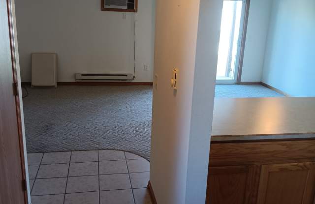 585 Kelvington Dr - 3 photos photos