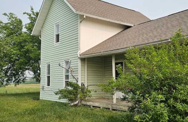 Three Bedroom One Bath House in the Country photos photos