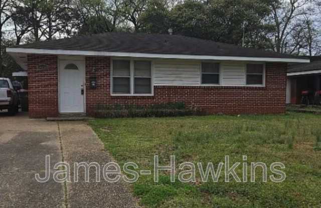 2030 Windsor Ave, Montgomery, AL 36107 photos photos