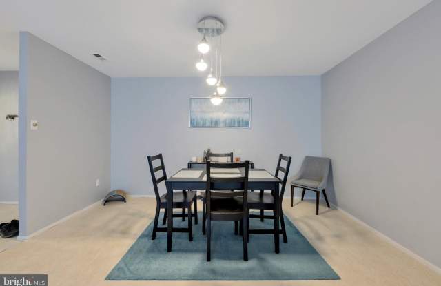 10300 BUSHMAN DRIVE Gallery 4