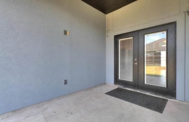 8206 Denali - 4 Bed/3Bath - $2800/month Gallery 3