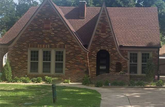 2644 NW 12th Boulevard - 2644 Northwest 12th Street, Oklahoma City, OK 73107