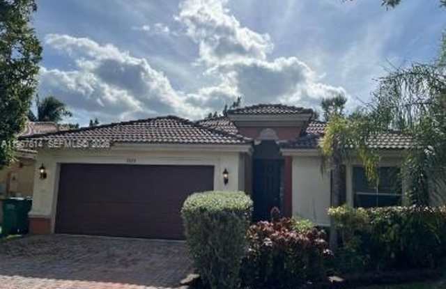 1974 NE 3rd Ct # 1974 HOMESTEAD, FL 33033 photos photos