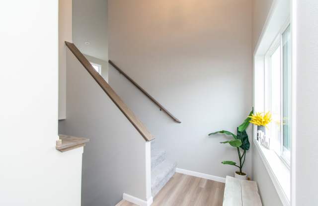 1736 18th Street North photos photos
