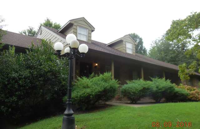 2144 Old Ashland City Rd - 2144 Old Ashland City Road, Clarksville, TN 37043