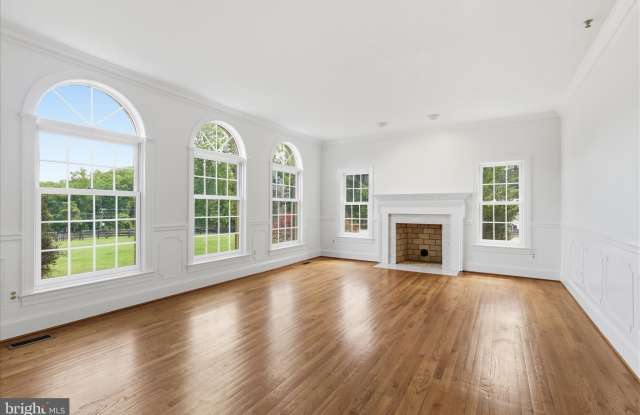 1051 KELSO Road Gallery 4
