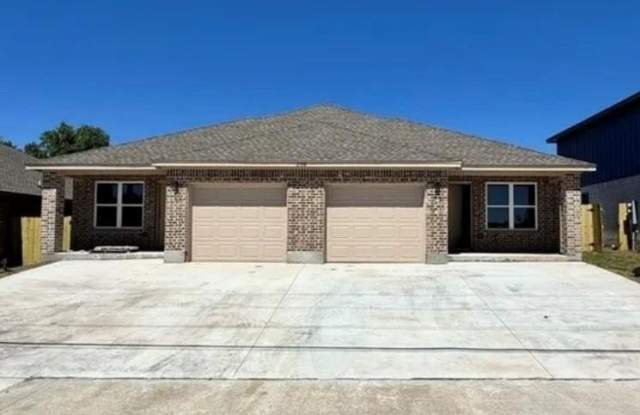 2108 Saulsbury Drive photos photos