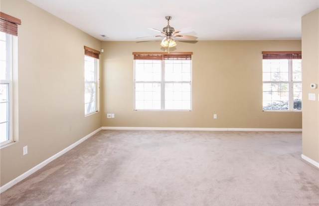 3994 Weston Pointe Drive Gallery 4
