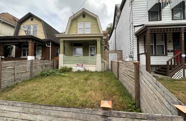 484 Crestline Avenue photos photos