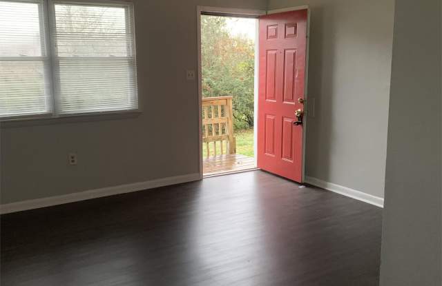 1513 Edgerton Avenue Southeast - 2 Gallery 2