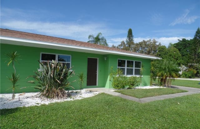 7000 HIBISCUS AVENUE S - 7000 Hibiscus Avenue South, South Pasadena, FL 33707