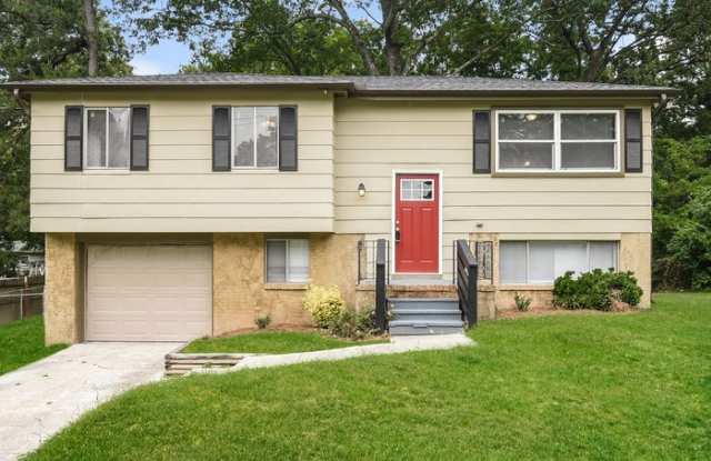 1344 4th Way Northwest - 1344 4th Way Northwest, Center Point, AL 35215