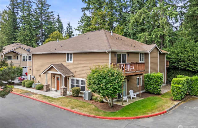 Trails at Tiburon Townhome - 21900 Southeast 242nd Street, Maple Valley, WA 98038