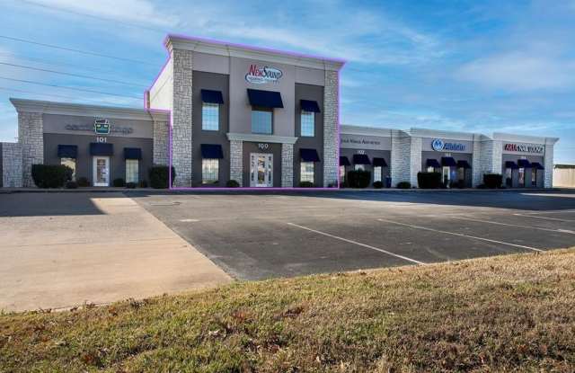 2230 W Grande Boulevard photos photos