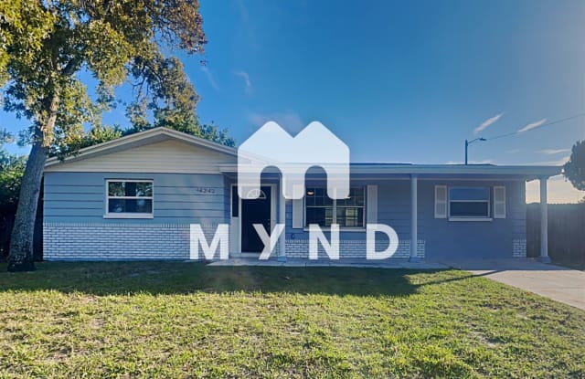 4242 Oak Bluff Ave - 4242 Oak Bluff Avenue, Beacon Square, FL 34691