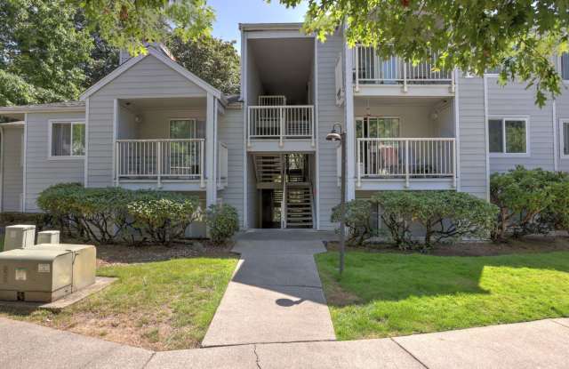 This ground floor corner-unit condo Gallery 3