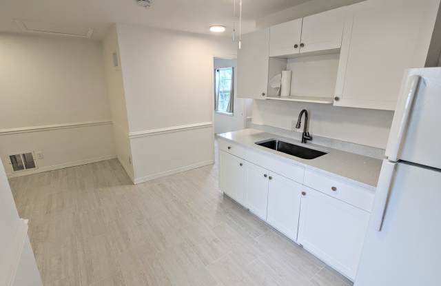 2249 Grove St - 2249 Grove Street, Southgate, FL 34239