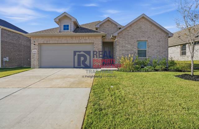 Inviting 4-Bedroom Layout with Flexible Living Areas - 1956 Preakness Drive, Granbury, TX 76049
