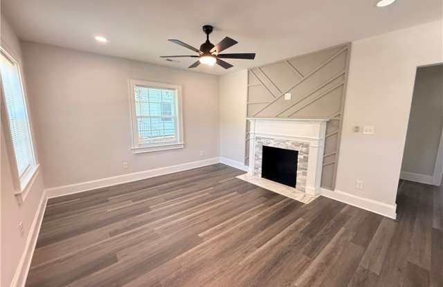 110 Kensington Circle Gallery 2