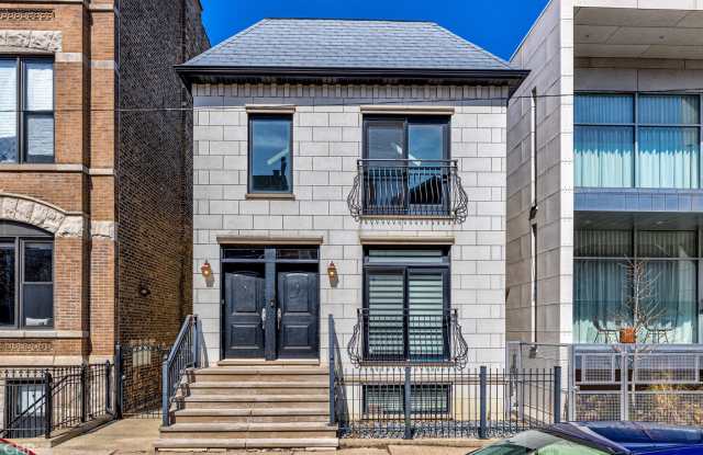 1414 W Superior Street photos photos
