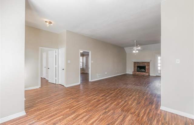 6348 Knoll Ridge Drive Gallery 4