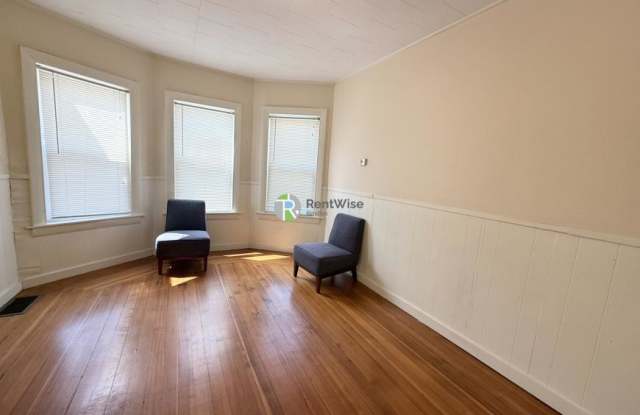 53 Litchfield St. Gallery 4