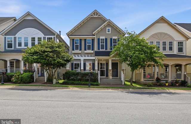 9135 STONEGARDEN Drive Gallery 1