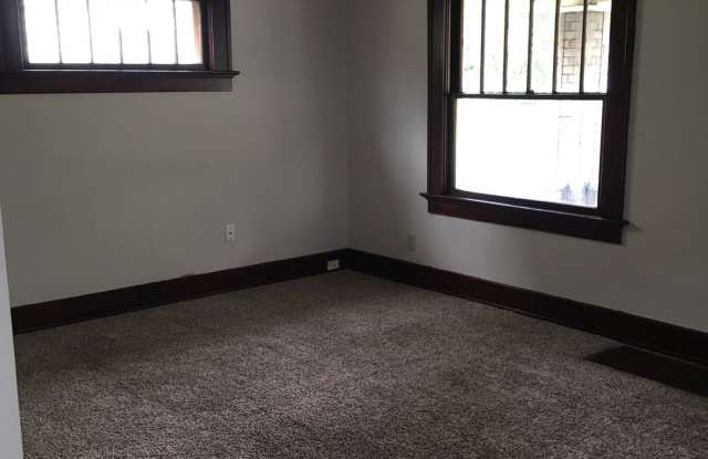 Nice 3-bedroom 2 story Located at 3222 Winter St Gallery 4