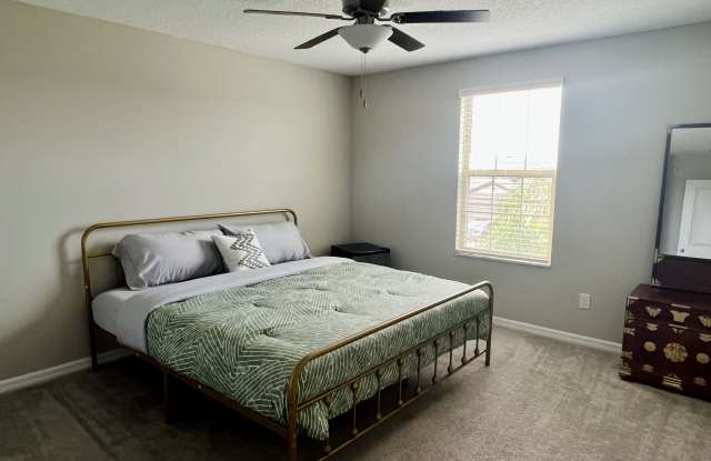 352 Argyll Dr photos photos