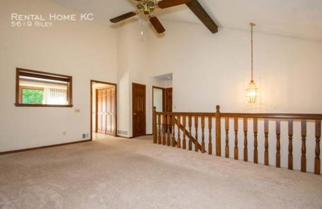 5619 Riley Gallery 4