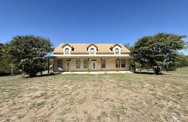 1000 Ponderosa Road Gallery 1