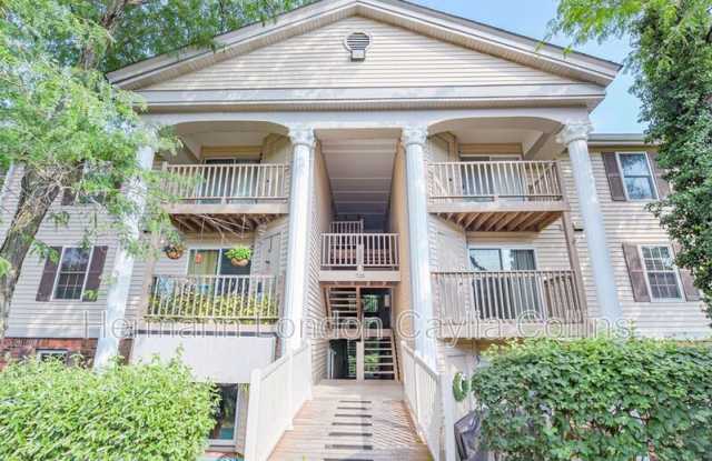 725 Ridgeside Drive Gallery 1