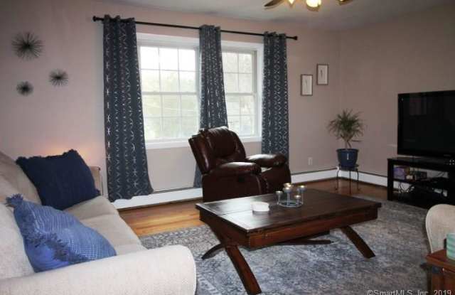 1584 Mount Vernon Road Gallery 2