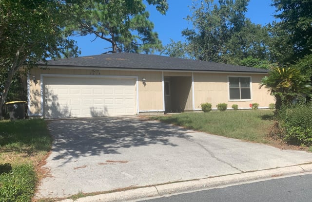 8215 SAILMAKER LN - 8215 Sailmaker Lane, Jacksonville, FL 32210