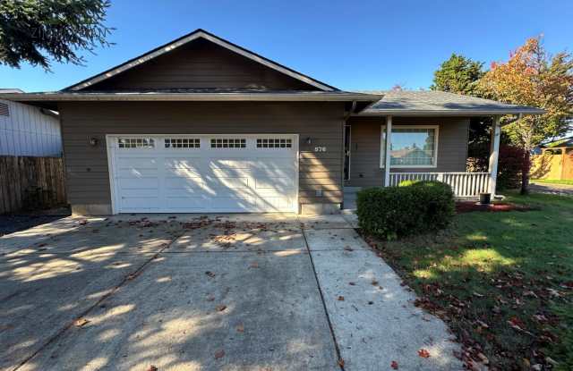 3-bedroom, 2-bathroom home located in the vibrant city of Springfield photos photos 3-bedroom, 2-bathroom home located in the vibrant city of Springfield photos photos