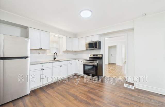 633 S Fuller Ave - 633 South Fuller Avenue, Independence, MO 64052