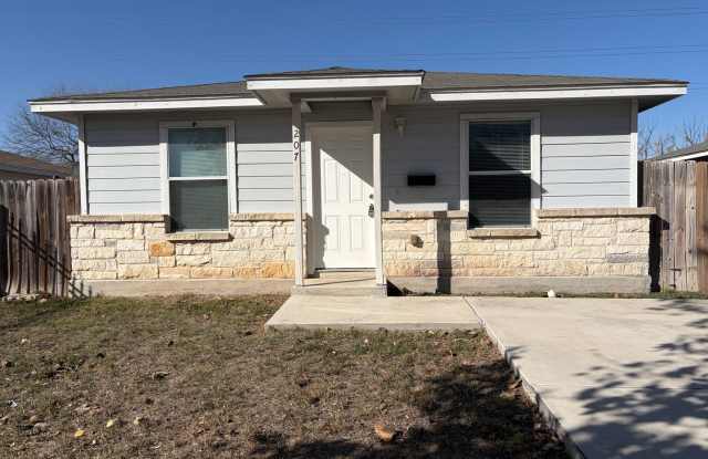 3 bedroom, 2 bath with no carpet in a cul-de-sac street! photos photos