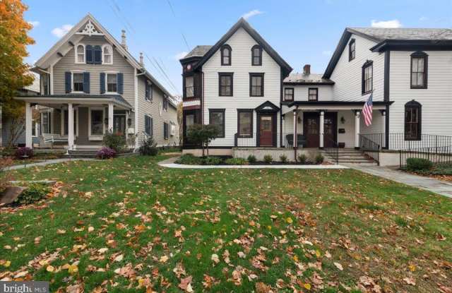 182 W COURT Street unit: 180 photos photos 182 W COURT Street unit: 180 photos photos