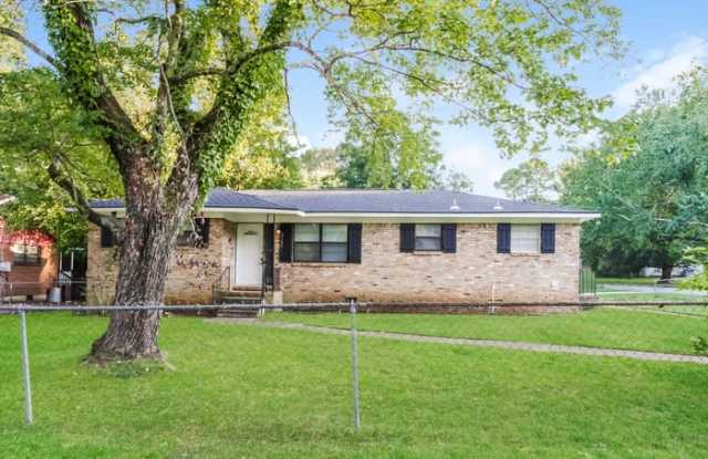 3107 Forsythe Drive Northwest - 3107 Forsythe Drive Northwest, Huntsville, AL 35810